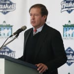 Penn National to suspend racing temporarily